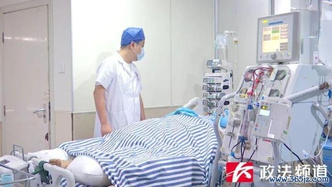 11岁男孩网购化学品作念实验致重伤