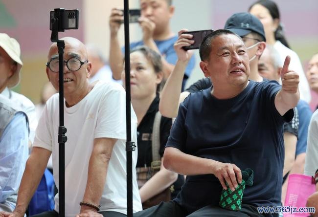 “主角”是何如真金不怕火成的——“一场戏”的台前幕后